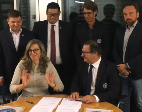 Acordurile sunt semnate! - Winter Deaflympics - 2019 va avea loc în Italia.[:] Image
